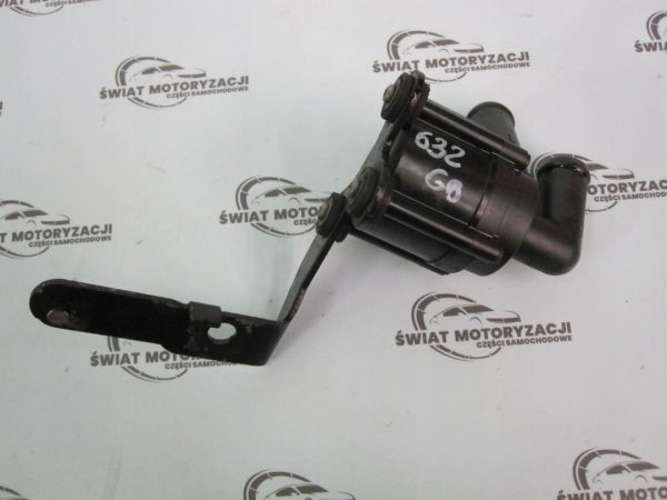 AUDI A3 1.6 TDI CAY 105KM 10r dodatkowa pompka wody 5N0965561 - obrazek 4