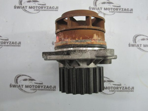 AUDI A3 1.6 TDI CAY 105KM 10r pompa wody - obrazek 4
