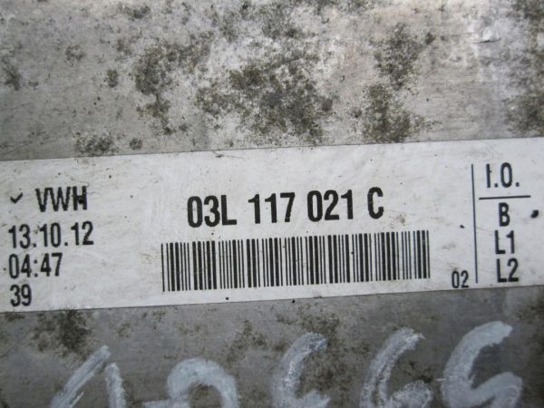 AUDI A3 2.0 TDI 09R CFF CFFB 140KM 03L117021C CHŁODNICZKA OLEJU - obrazek 4
