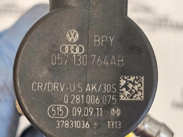 AUDI A4 2.0 TDI CJCB CJC 136KM 12r listwa wtryskowa 057130764AB 0281006075 - obrazek 4