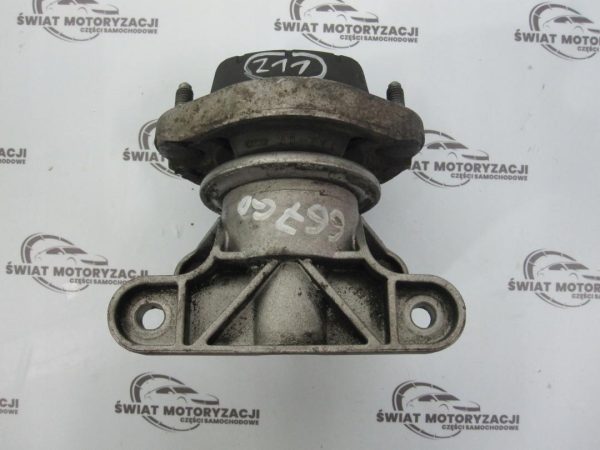 AUDI A4 2.0B ALT 05r 166TYS KM Łapa poduszka skrzyni 8E0399115F - obrazek 7