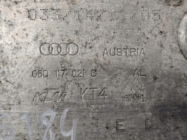 AUDI A4 B7 2.0 TFSI BWE 200KM chłodniczka oleju 06D117021C - obrazek 6