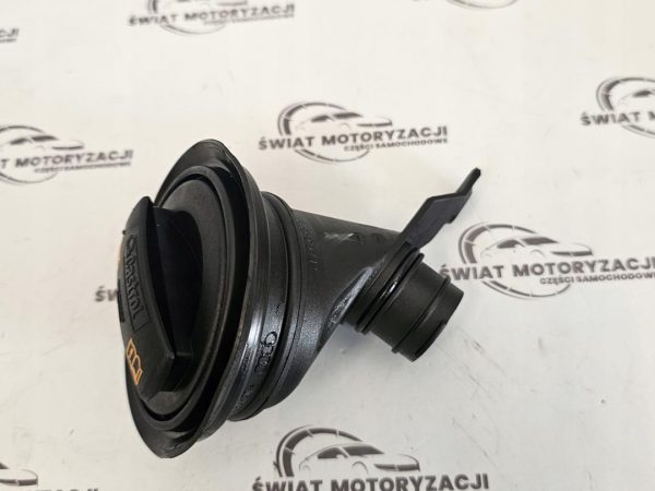 AUDI A5 3.0 TDI V6 CAP 240KM 10r 171 tys km korek wlew oleju 059103482D - obrazek 2