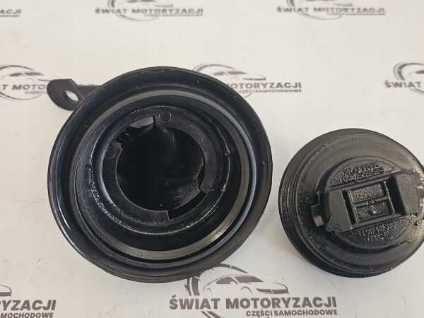 AUDI A5 3.0 TDI V6 CAP 240KM 10r 171 tys km korek wlew oleju 059103482D - obrazek 5