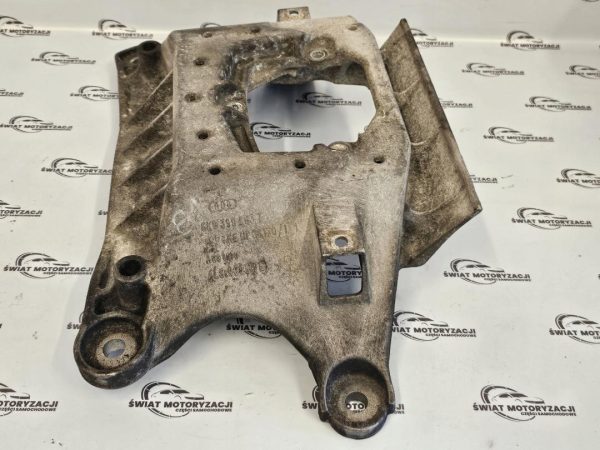 AUDI A5 3.0 TDI V6 CAP 240KM 10r Łapa wspornik skrzyni biegów 8K0399263T - obrazek 2
