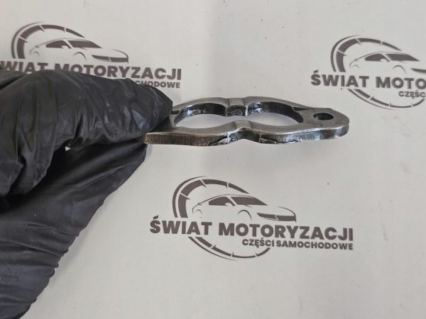 AUDI A5 3.0 TDI V6 CAP 240KM 10r Mocowanie stopka wtryskiwacza - obrazek 2