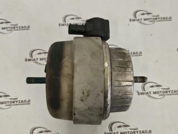 AUDI A6 2.7 TDI BPP 180KM 06r poduszka silnika lewa