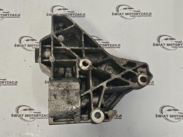 AUDI SEAT SKODA 1.4 TSI CAV 140KM 12r Łapa silnika 03C903143B
