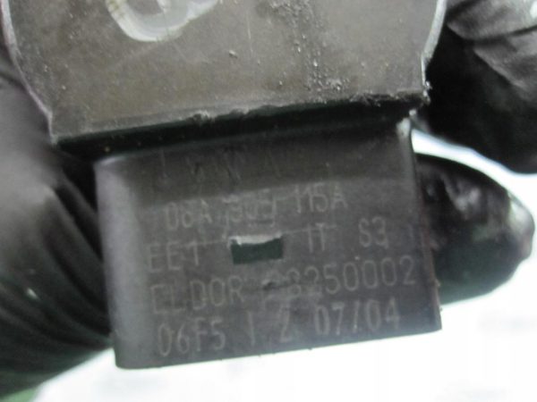 Audi TT 1.8 T ARY 180KM 04r cewka zapłonowa 06A905115A - obrazek 2