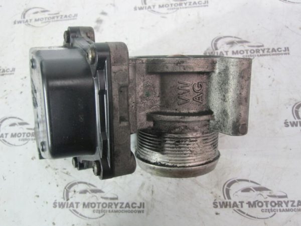 AUDI VW VI 1.6 TDI CAY 105KM przepustnica 03L128063J - obrazek 4