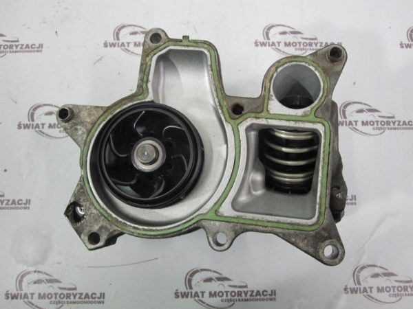 BMW 1 2.0 D 11r pompa wody 7797640