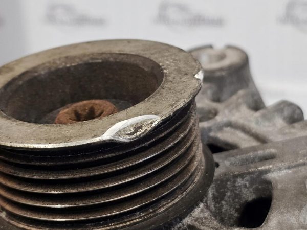 BMW 1 3 5 X3 E87 E60 E90 2.0 D N47D20C alternator 7802261 FG18S019 - obrazek 10