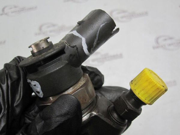 BMW 320d 520d E61 E83 E90 E91 2.0D 3.0D WTRYSKIWACZ WTRYSK 0445110216 - obrazek 3