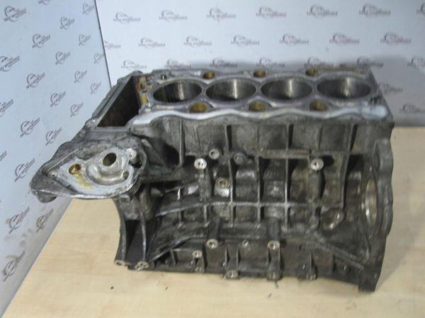 BMW E90 E46 1.8 B N46B18A Blok silnika N46B18AA 7516330 - obrazek 3