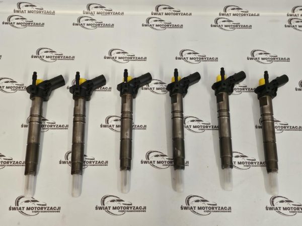 CHEROKEE COMMANDER 3.0 CRD 4X4 wtryskiwacz wtrysk 0445115027 A6420700587