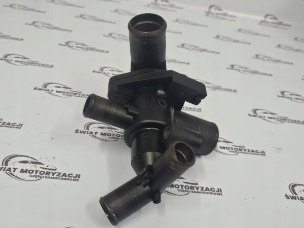 FORD TRANSIT 2.4 TDCI PHFA 100KM 08r obudowa termostatu 6C1Q-8A586-BD - obrazek 4