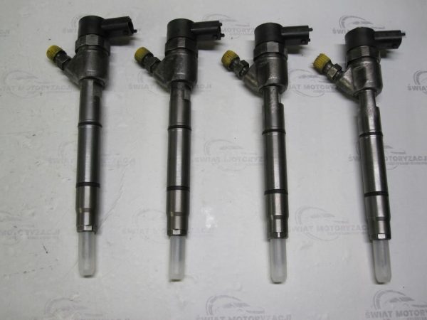 Hyundai KIA 1.6 CRDI WTRYSKIWACZ WTRYSK 0445110320