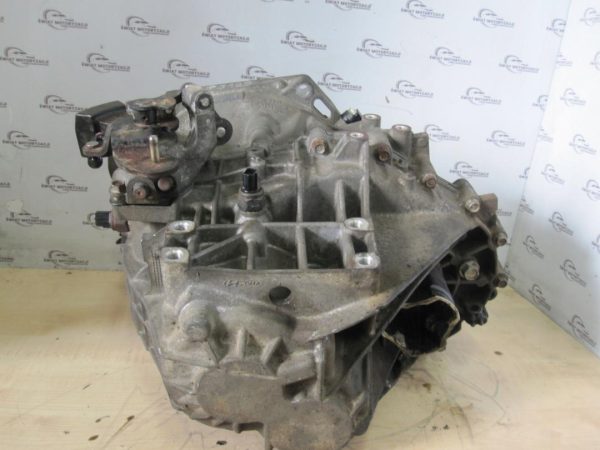 HYUNDAI KIA 1.7 CRDI D4FD 115KM 14r manualna skrzynia biegów M6CF4