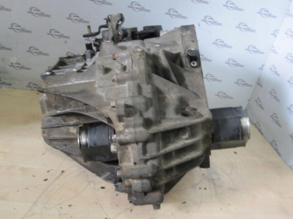 HYUNDAI KIA 1.7 CRDI D4FD 115KM 14r manualna skrzynia biegów M6CF4 - obrazek 2