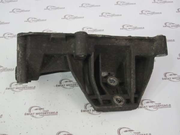 IVECO 2.3 HPI F1AE0481B 116KM 06r łapa wspornik silnika prawa 500376601 - obrazek 2