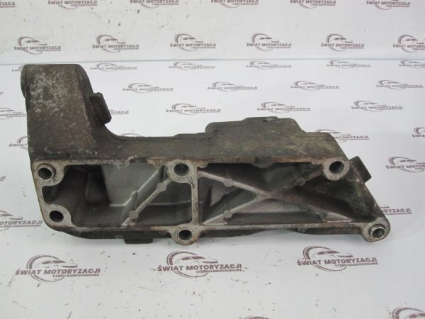 IVECO 2.3 HPI F1AE0481B 116KM 06r łapa wspornik silnika prawa 500376601 - obrazek 5