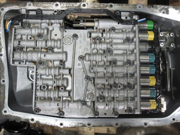 JAGUAR XF 2.7 TD V6 207KM 09r Skrzynia biegów ze sprzęgłem 8X23-7000-AD - obrazek 4