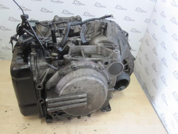 Kia CARENS 2.0 CRDI D4EA skrzynia biegów ze sprzęgłem T61ADP - obrazek 2