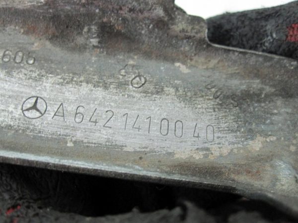 MERCEDES E 3.0 CDI 06r uchwyt mocowanie skrzyni A6421410040 - obrazek 2