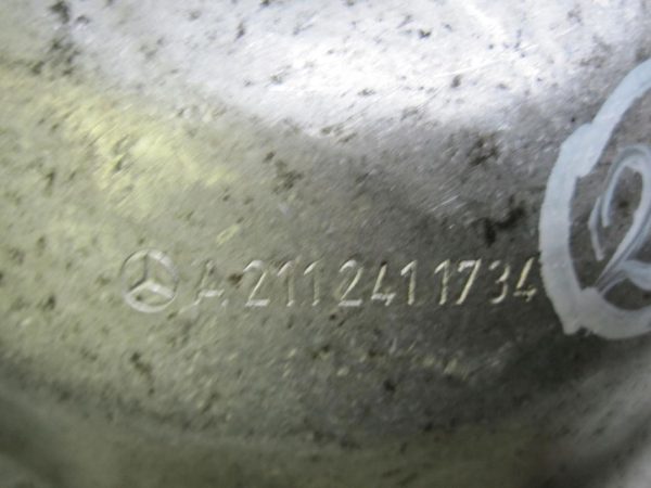 Mercedes E 3.0 CDI V6 225KM 642.920 osłona termiczna A2112411734 - obrazek 2