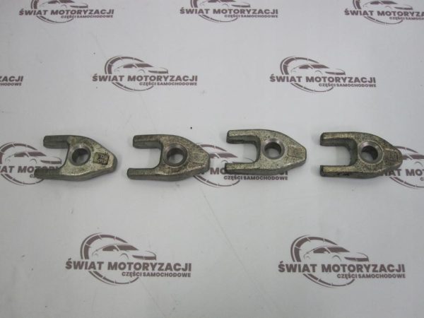 NISSAN QASHQAI 2.0 DCI 08r mocowanie stopka wtrysku - obrazek 2