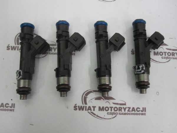 OPEL ASTRA 1.4 B A14NET 10r wtryskiwacz 0280158205