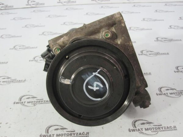 OPEL ASTRA 1.6 CDTI LVM B16DTL 110 KM pompa wody 55484533 - obrazek 3