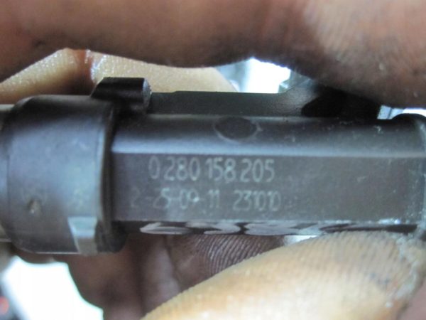 OPEL ASTRA ZAFIRA MERIVA 1.4 TURBO A14NET wtryskiwacz wtrysk 0280158205 - obrazek 2
