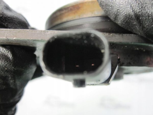 Opel Corsa 1.2 16V A12XER 85KM czujnik faz rozrządu 55562223 - obrazek 2