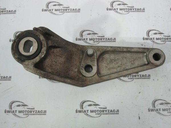 Opel Corsa 1.2 16V A12XER 85KM mocowanie skrzyni 13185905 - obrazek 6