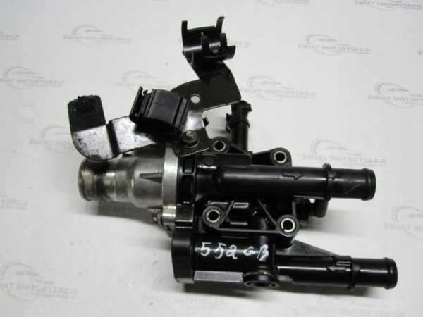 Opel Insignia 1.8 16V A18XER 15R. 140KM 55575048 OBUDOWA TERMOSTATU - obrazek 8