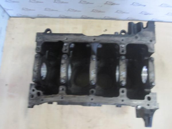 PATHFINDER NAVARA 2.5 DCI YD25 DDTI 09R. 175KM 4x4 blok silnika nominalny - obrazek 2