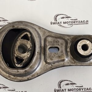 TRAFIC VIVARO 2.0 DCI 114KM 13r poduszka silnika 8200725253-A 8200675206-A