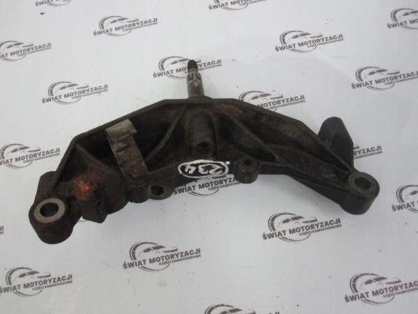 TRAFIC VIVARO 2.0 DCI M9R740 115KM 07r łapa wspornik 8200404278A 93853923