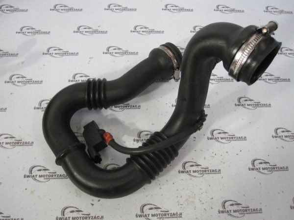 TRAFIC VIVARO 2.0 DCI M9R780 115KM rura intercoolera 8200470985 D 93856622