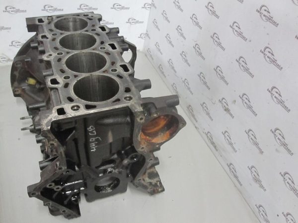 TRAFIC VIVARO 2.0 DCI M9R786 115KM 12R BLOK SILNIKA