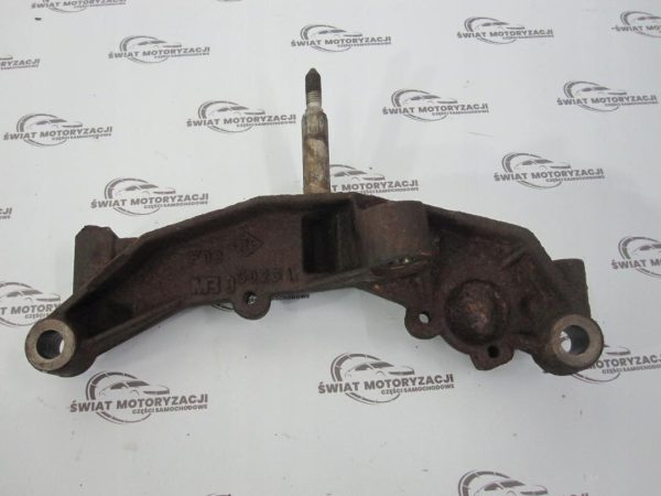 VIVARO TRAFIC 2.0 DCI M9R782 115KM 09r łapa wspornik 8200404278A 93853923 - obrazek 4